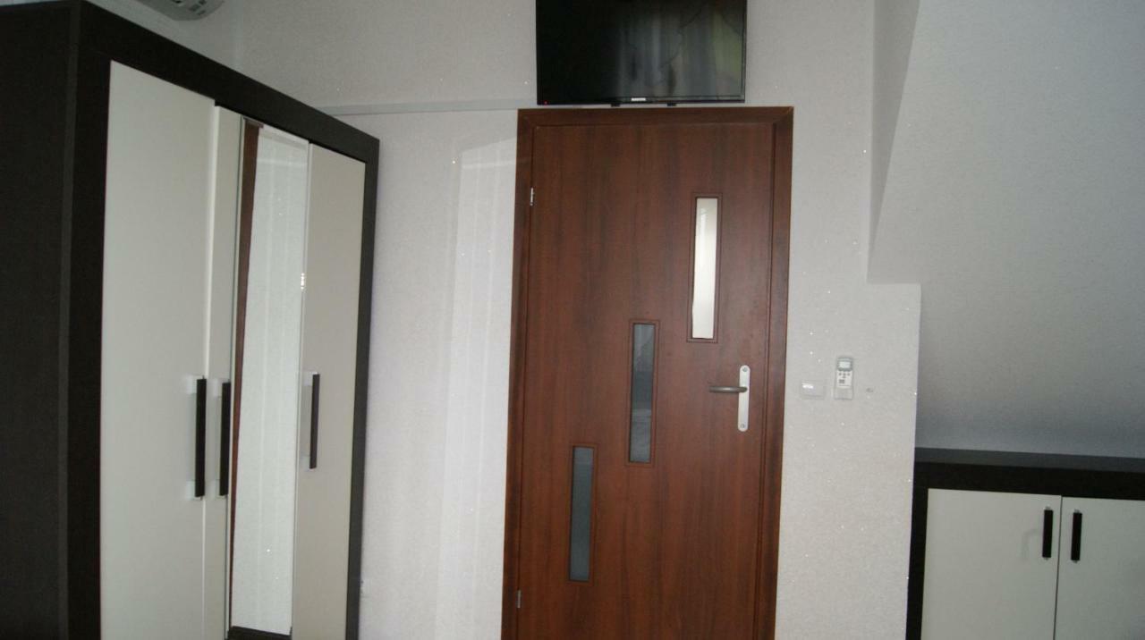 Pokoje Goscinne-Kwatera U Evy Swarzewo Extérieur photo